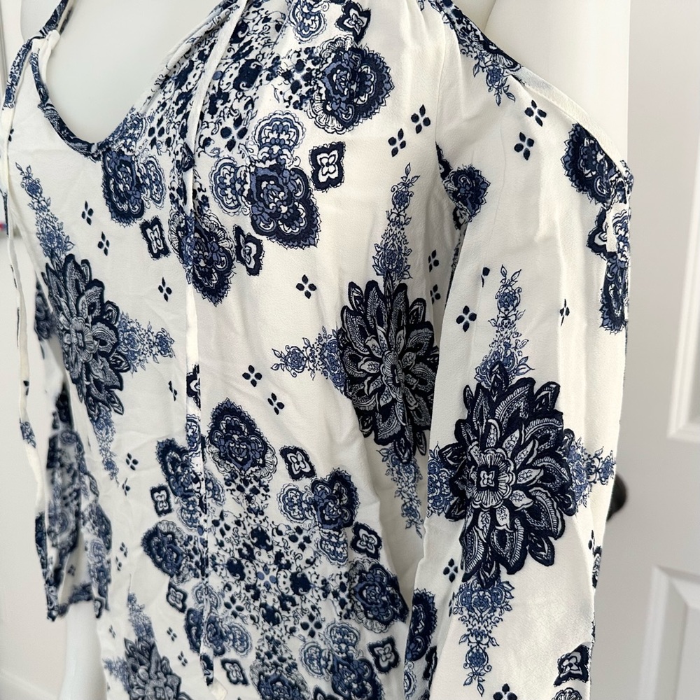 Blue & White Floral Paisley Print Boho Festival Cutout Dress - Picture 15 of 17